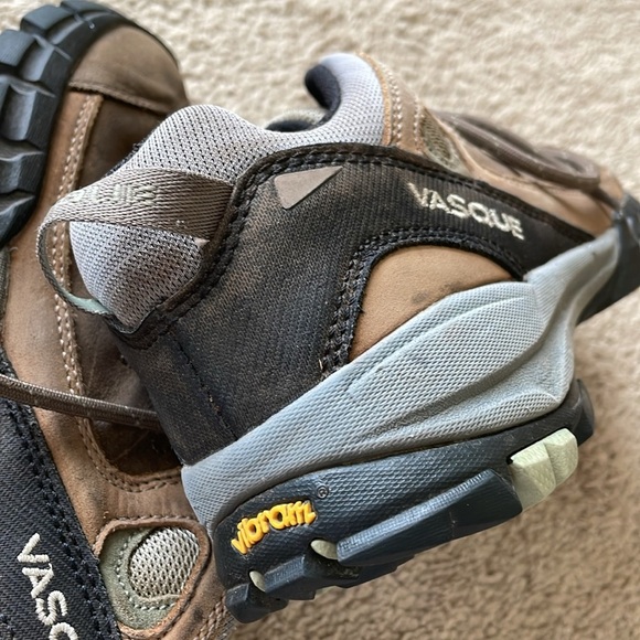 Vasque Mantra Women’s Hiking Shoe 8.5 Olive/Taupe Leather Trail Boot Vibram Sole - Picture 14 of 14